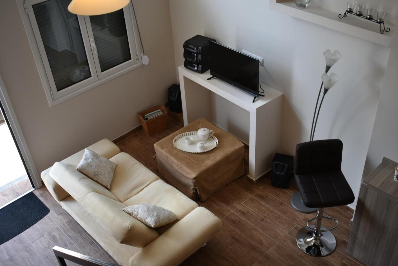 Your Vacation Home In The Center Of Kalamata Esterno foto