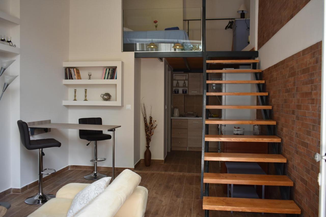 Your Vacation Home In The Center Of Kalamata Esterno foto