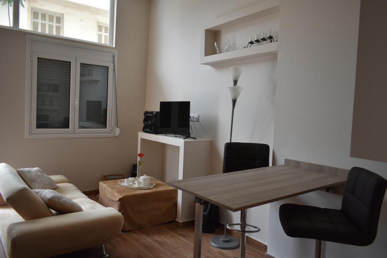 Your Vacation Home In The Center Of Kalamata Esterno foto