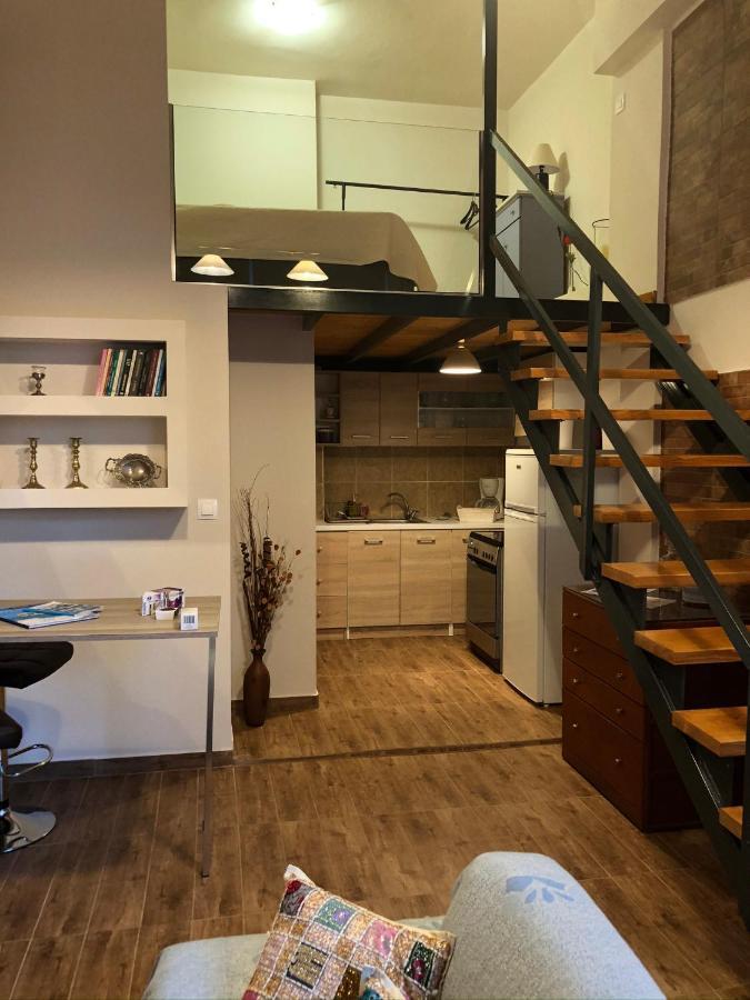 Your Vacation Home In The Center Of Kalamata Esterno foto